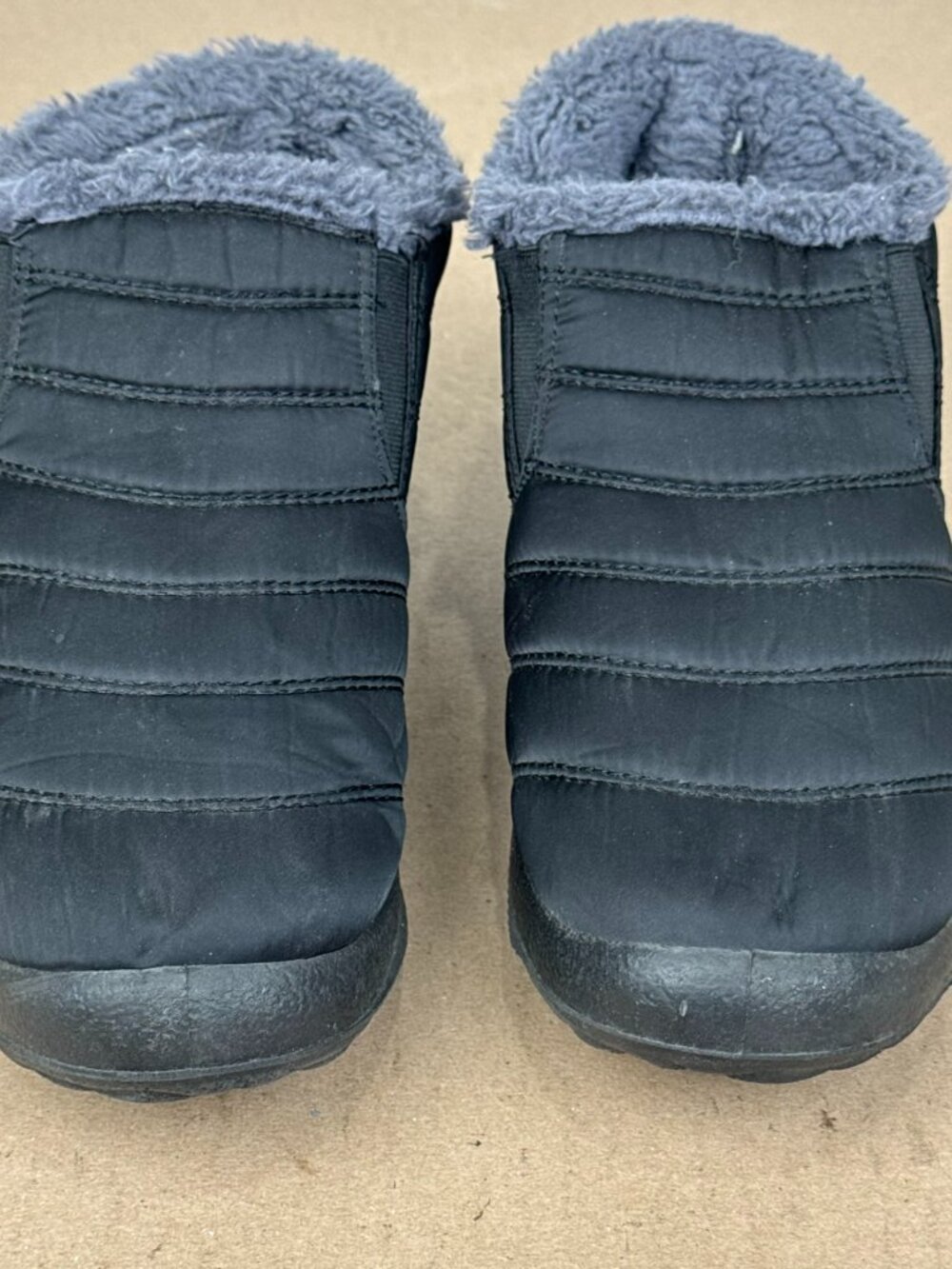 GO Women’s Quilted Puffer Winter Boots Black Faux Fur Lined EU 37 US 6.5-7